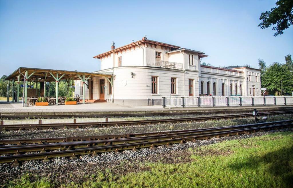 Nostalgischer Kaiserbahnhof 巴特多布兰 外观 照片